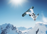 开云体育直播-莱万孤星闪耀难救主，丹麦铁血晋级映衬国米战术智慧