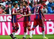 开云体育官网-赛道上的光影魔术师，米切尔率队征服F1街道赛之夜