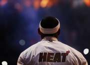 开云官方app入口-南美绿茵风暴，智利横扫乌拉圭，本泽马高光表现诠释现代足球艺术